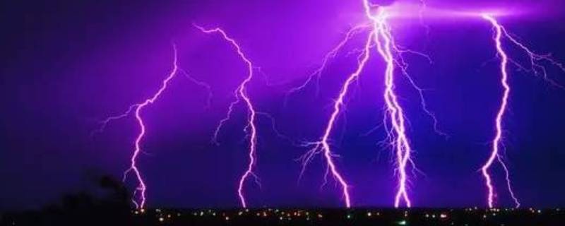 雷雨天有什么样的危险可以进入房间