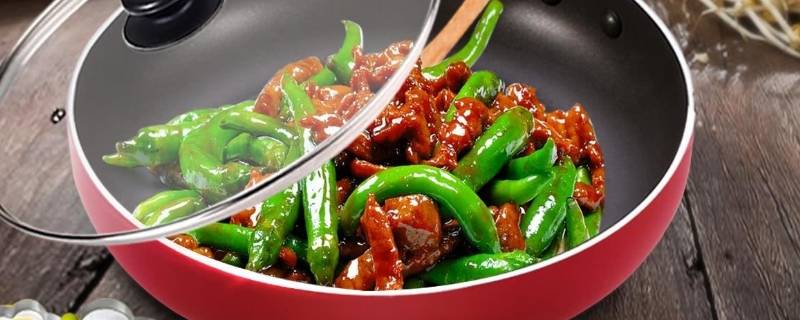 不粘锅是什么材质做的