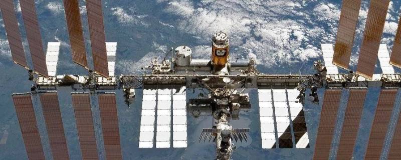 国际空间站距离地球多远