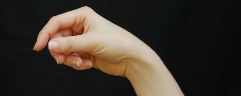 七用手指怎么比划