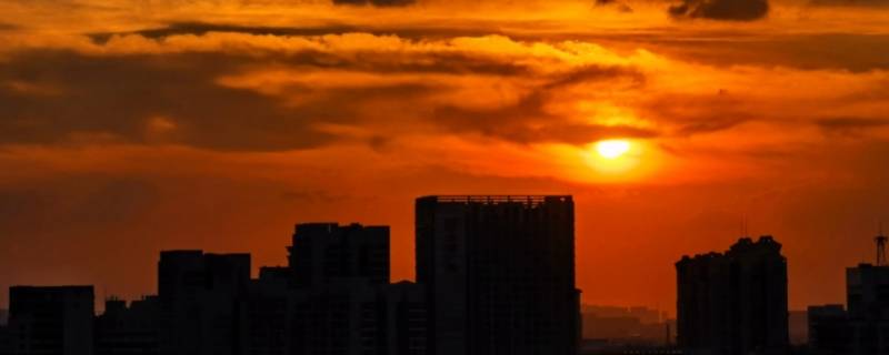 37℃以上发布高温什么颜色预警