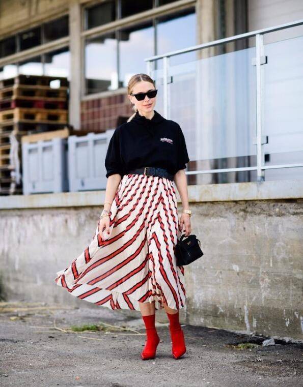 小腿粗的穿袜子技巧