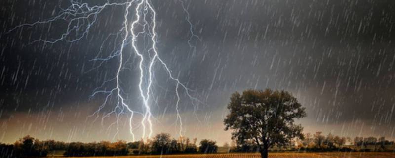 雷雨季节的安全注意事项