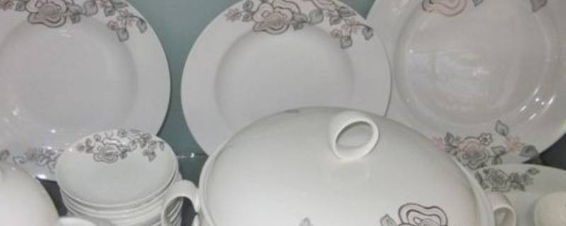 釉中彩餐具的危害