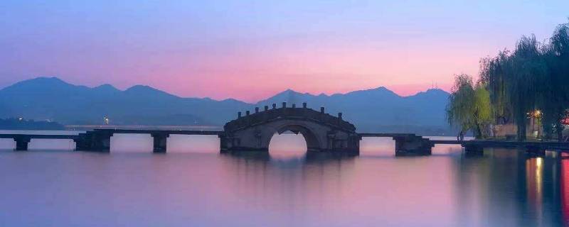 绕西湖一圈有多少公里