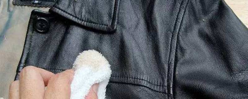 新买的皮衣有折痕怎么去除