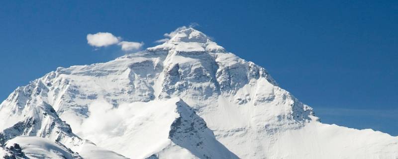 连绵不断的山叫什么