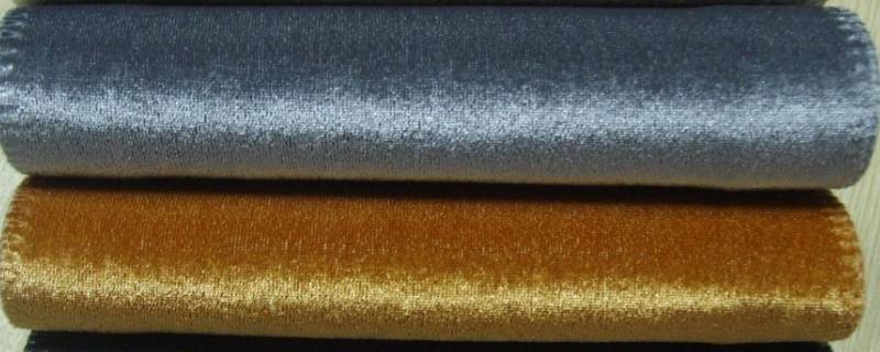 手机壳里面的绒布要撕吗