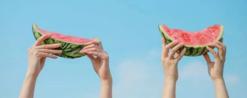 吃瓜群众是褒义还是贬义