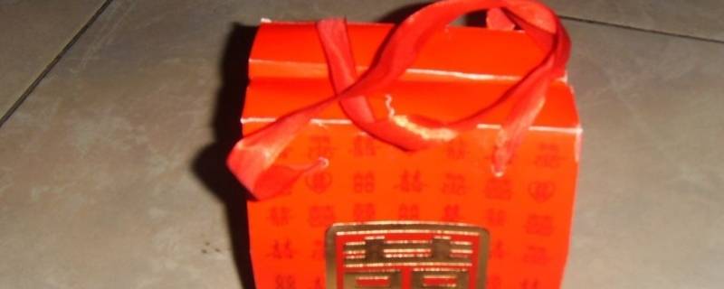 喜糖礼盒怎么折叠方法