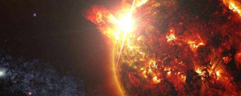 太阳耀斑发生在太阳的哪一个层