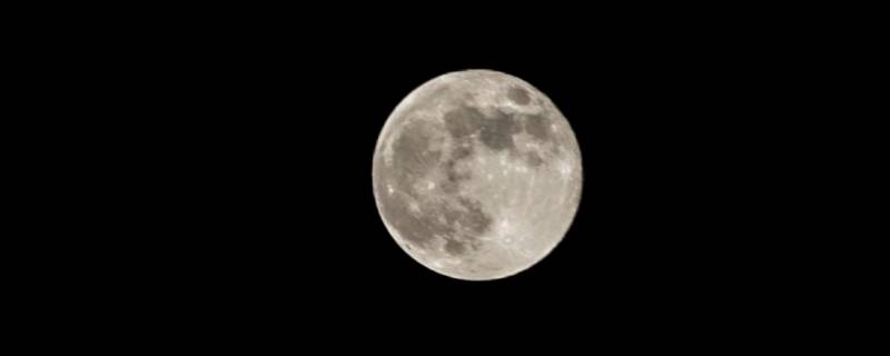 月亮是不是光源