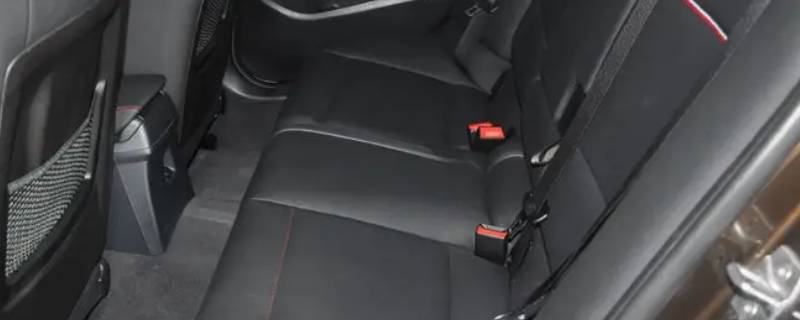 宝马x1后排座椅怎么放倒